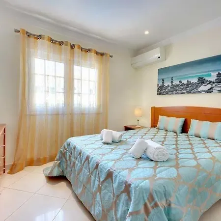 Aldeia Das Acoteias Sleeps 10 Pool Air Con